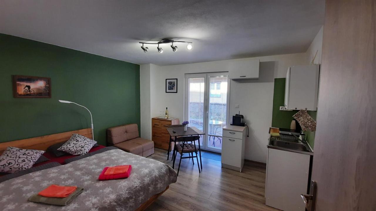 Bike Apartments 1 Hodruša المظهر الخارجي الصورة